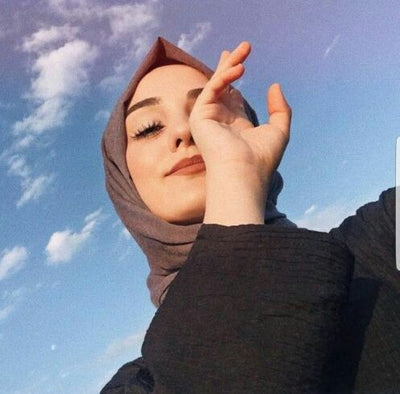 Hüsna Özer